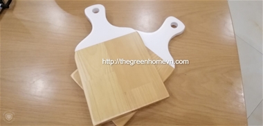 White lacquer coiled bamboo cutting board